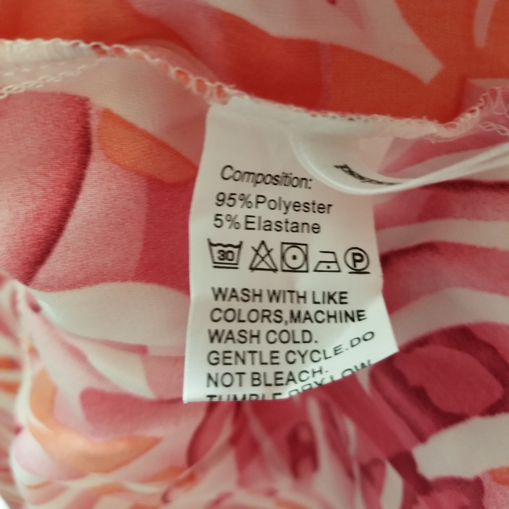 BeachSissi Smocked Midi Dress Off Shoulder Pink Swirl Sz Small NWT - Picture 11 of 16